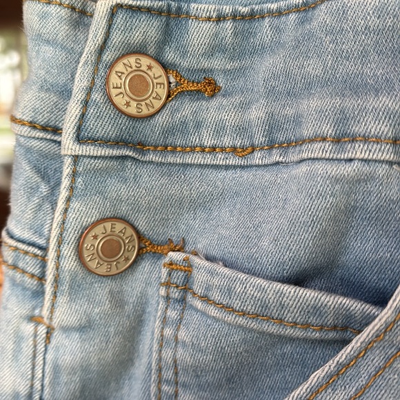 Denim Distressed Short Overalls, stretchy, - Picture 3 of 4